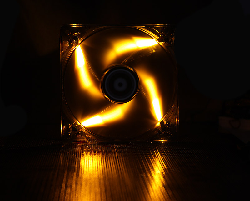 BitFenix - BitFenix Spectre 140mm Fan Orange LED Fan