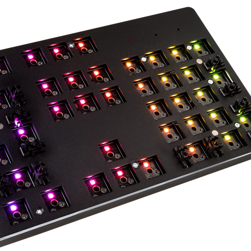Glorious - Glorious GMMK Full-Size Keyboard Barebones ISO Layout (GMMK-RGB-ISO)