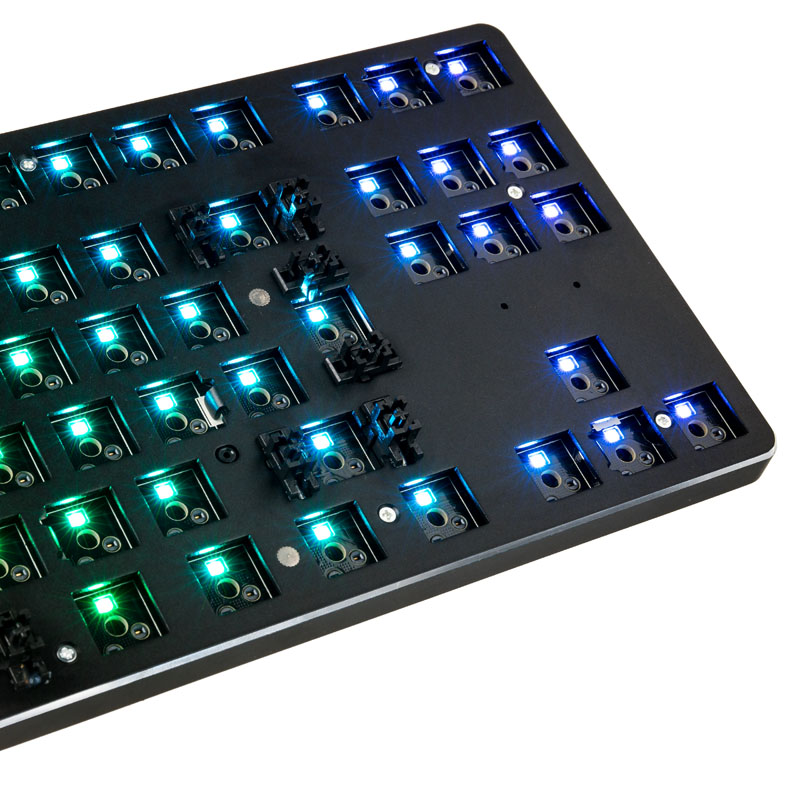 Glorious - Glorious GMMK TKL 80% RGB Keyboard Barebones ISO Layout (GMMK-TKL-RGB-ISO)