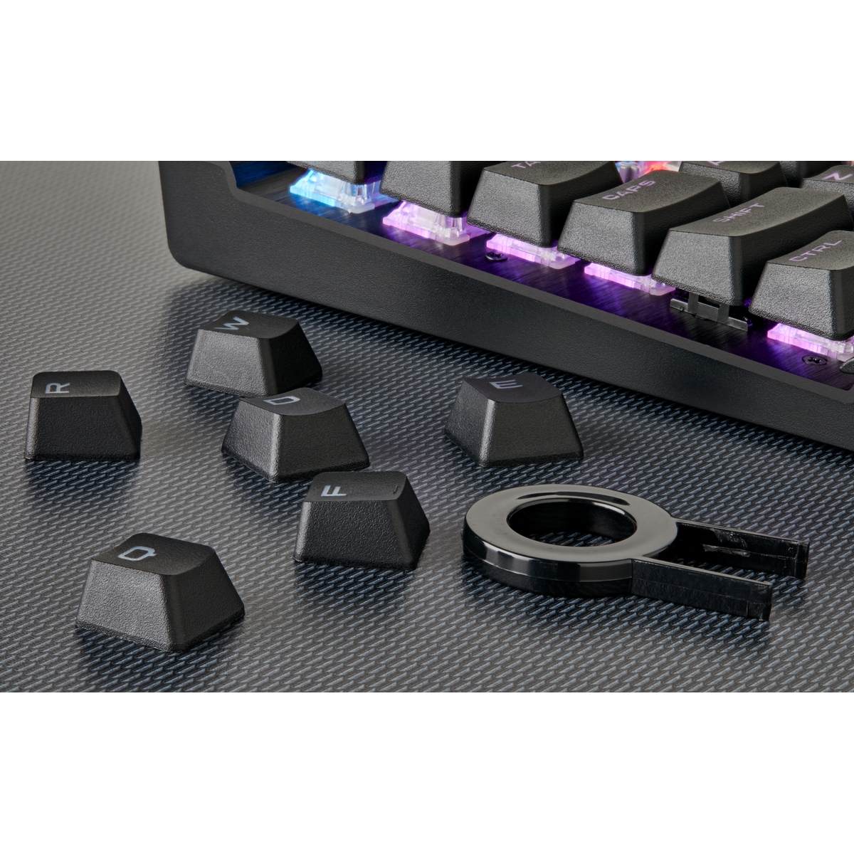 CORSAIR - Corsair Gaming PBT Double-shot Keycaps Full 104/105-Keyset - Black