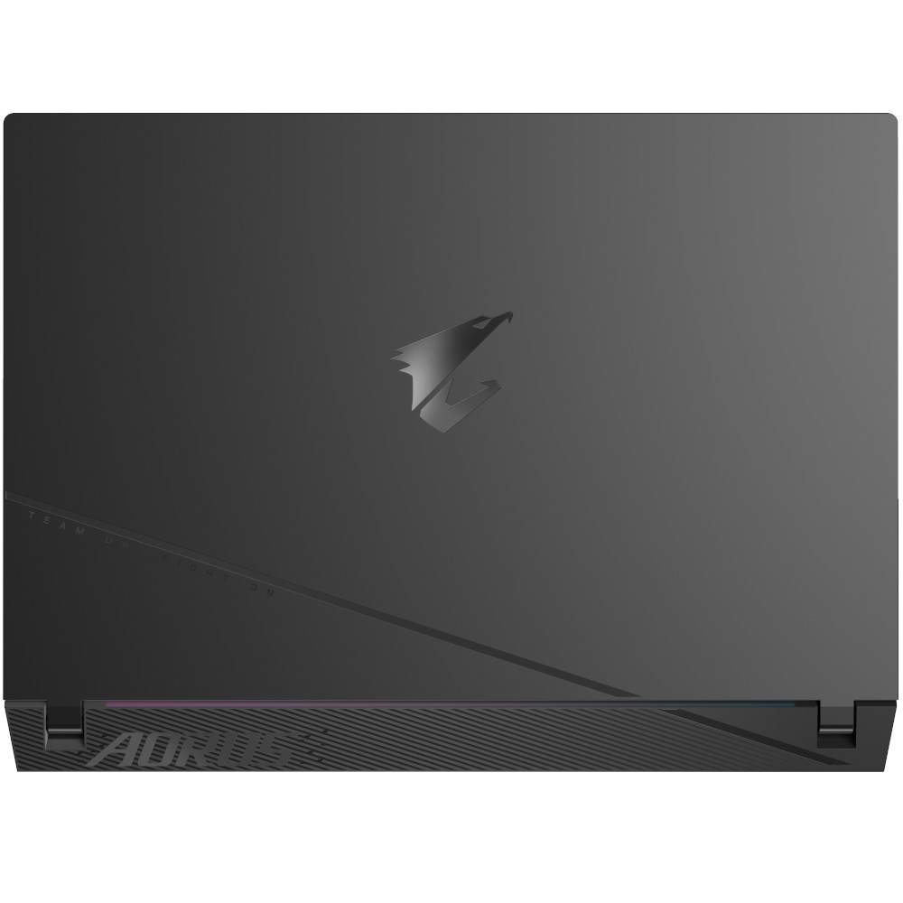 Gigabyte - Gigabyte AORUS 15 NVIDIA RTX 4070, 16GB, 15.6 QHD 165Hz, i7-13700H Gaming Laptop