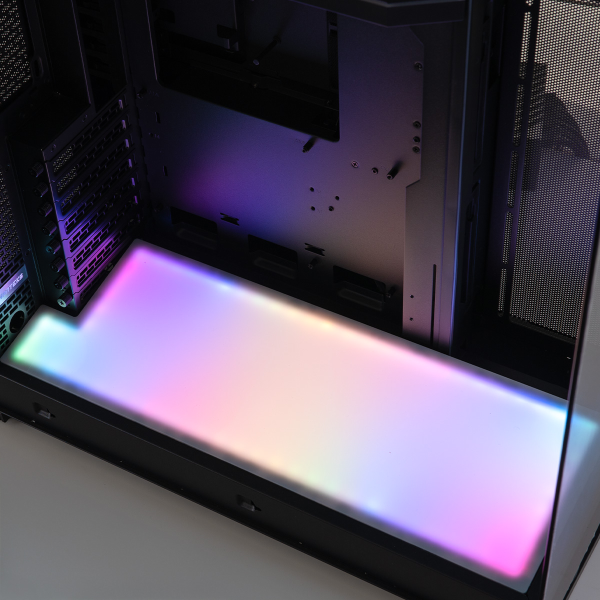 TechForge A-RGB Light Box for Phanteks NV7 - Black