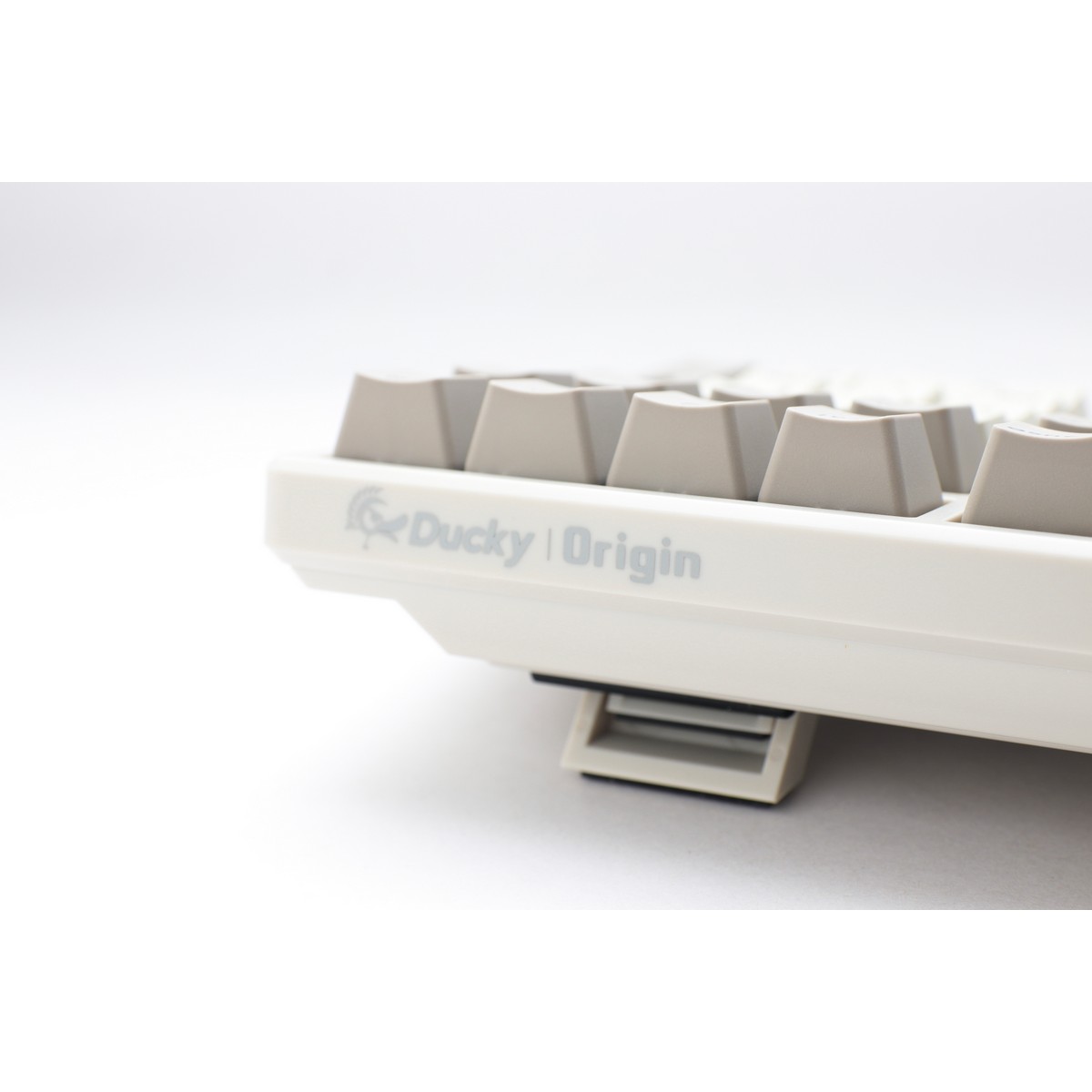 Ducky - Ducky Origin USB Mechanical Gaming Keyboard Cherry MX Speed Silver - Vintage UK L