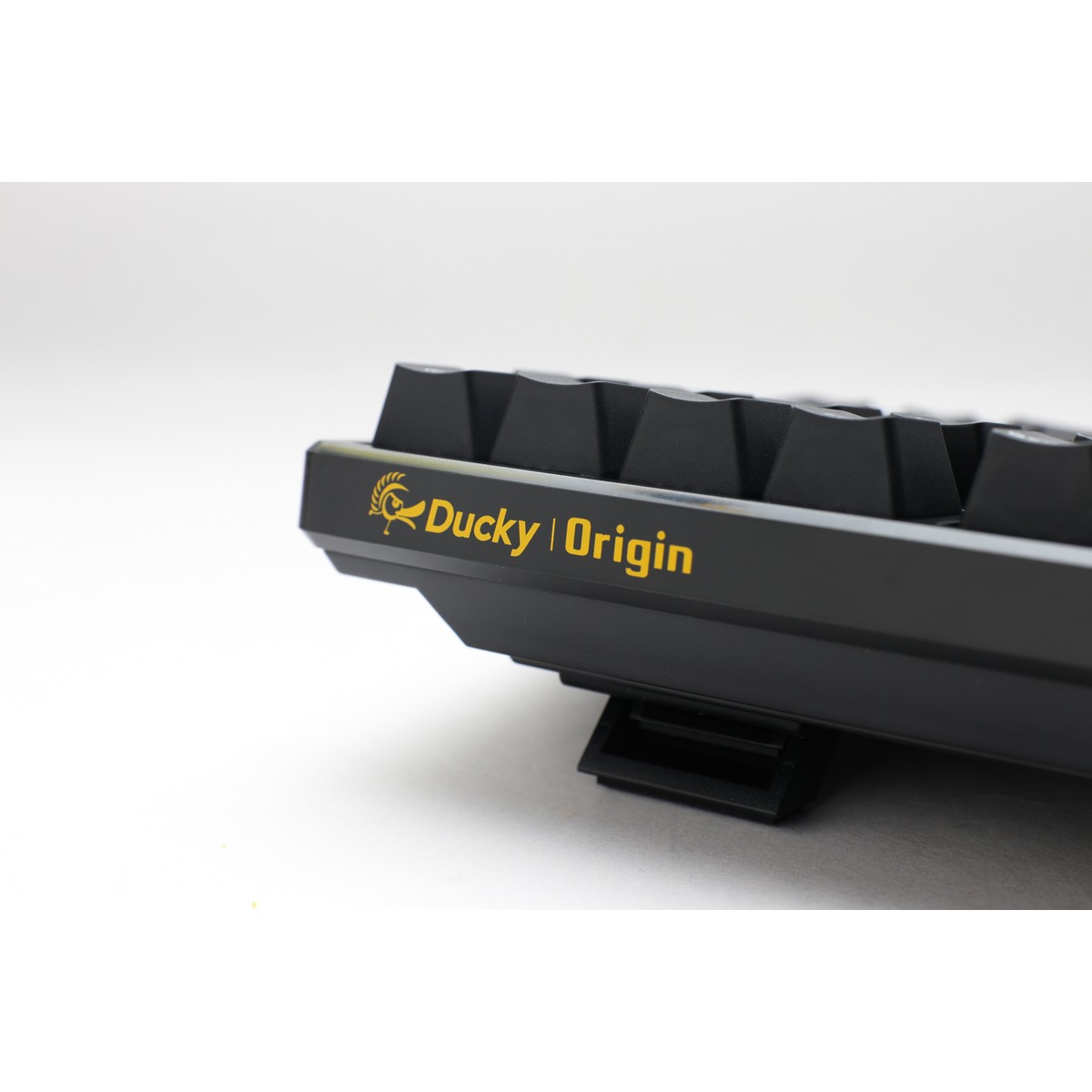 Ducky - Ducky Origin USB Mechanical Gaming Keyboard Cherry MX Silent Red - Black UK Layou