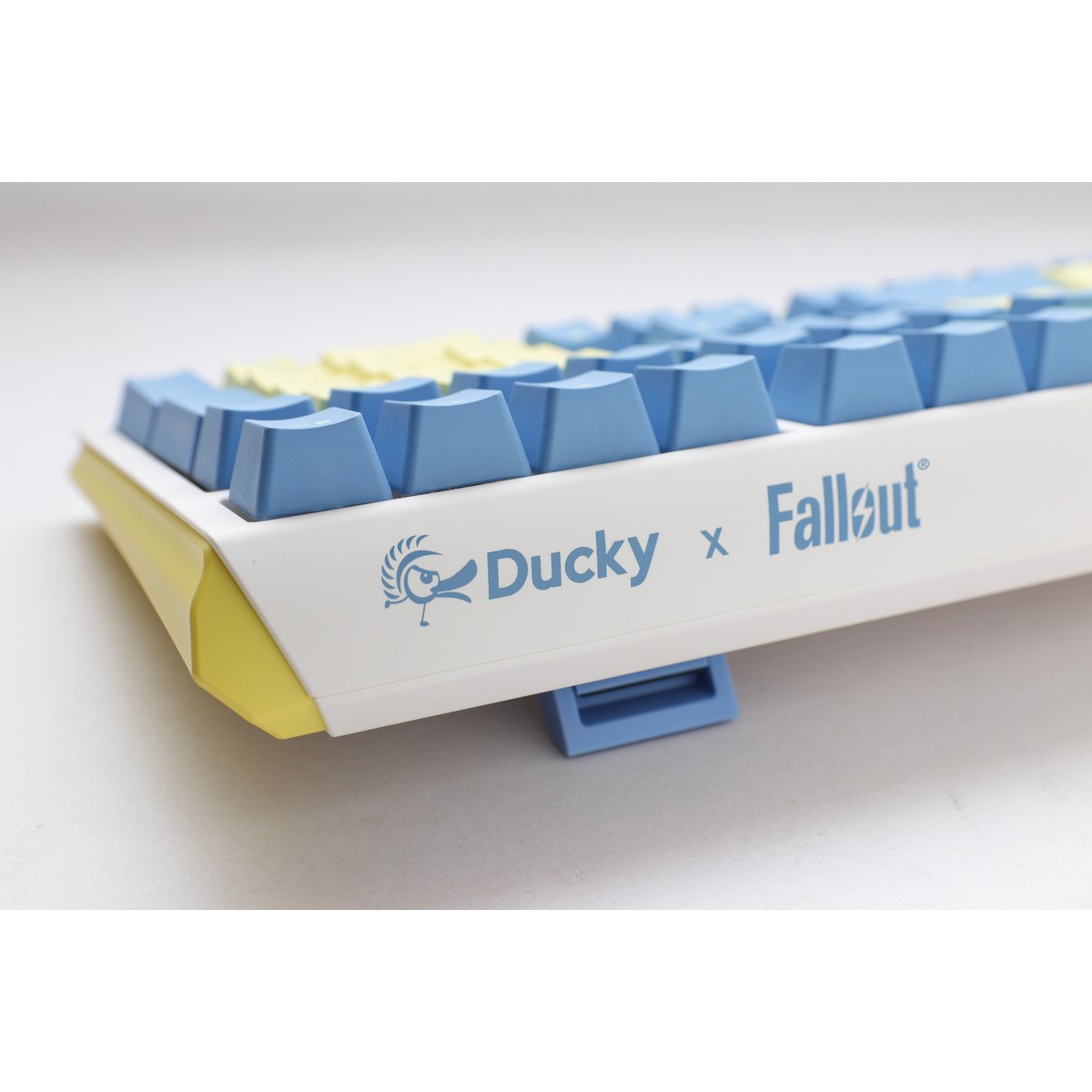 Ducky - Ducky x Fallout One 3 RGB LED Gaming Keyboard Cherry MX Speed Silver US Layout