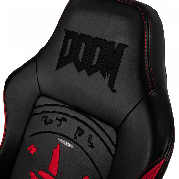 noblechairs HERO DOOM Special Edition front view